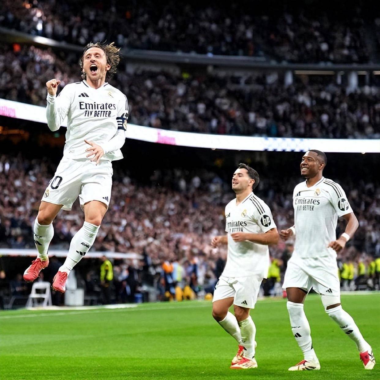 开云体育登录-包含国际足坛风起云涌，一触即发的词条