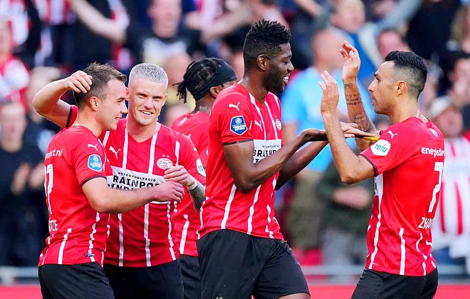 关于皇家社会疯狂进击破解对手防线的信息